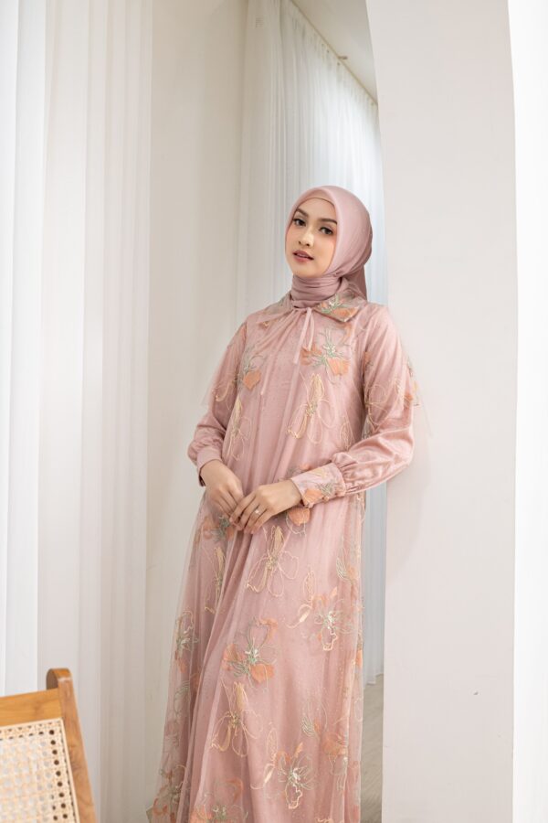 Adelia Dress Pink
